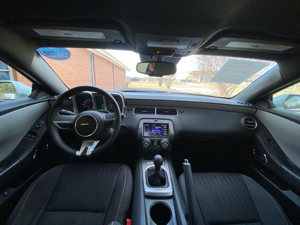 2011 Chevrolet Camaro Image 14