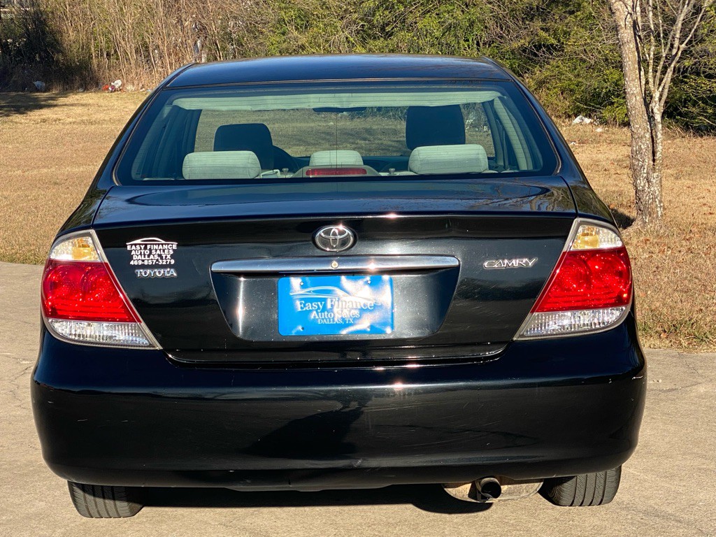 2005 Toyota Camry Image 5