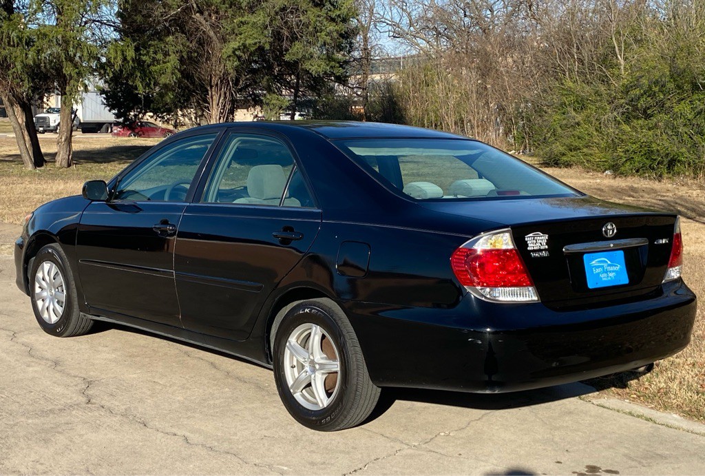 2005 Toyota Camry Image 6