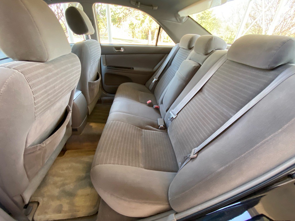 2005 Toyota Camry Image 11