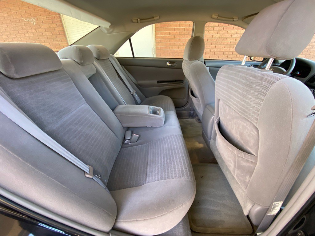 2005 Toyota Camry Image 12