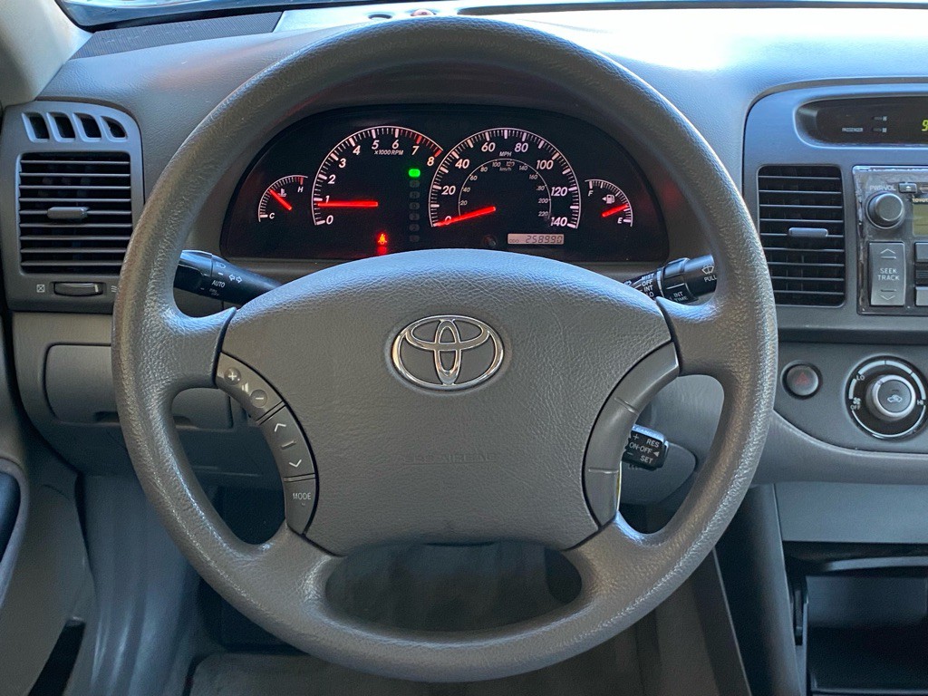 2005 Toyota Camry Image 15