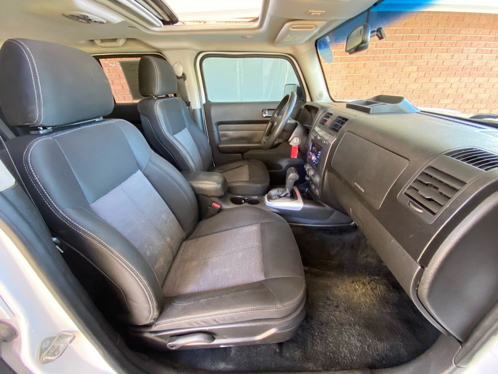 2008 HUMMER H3 Image 13