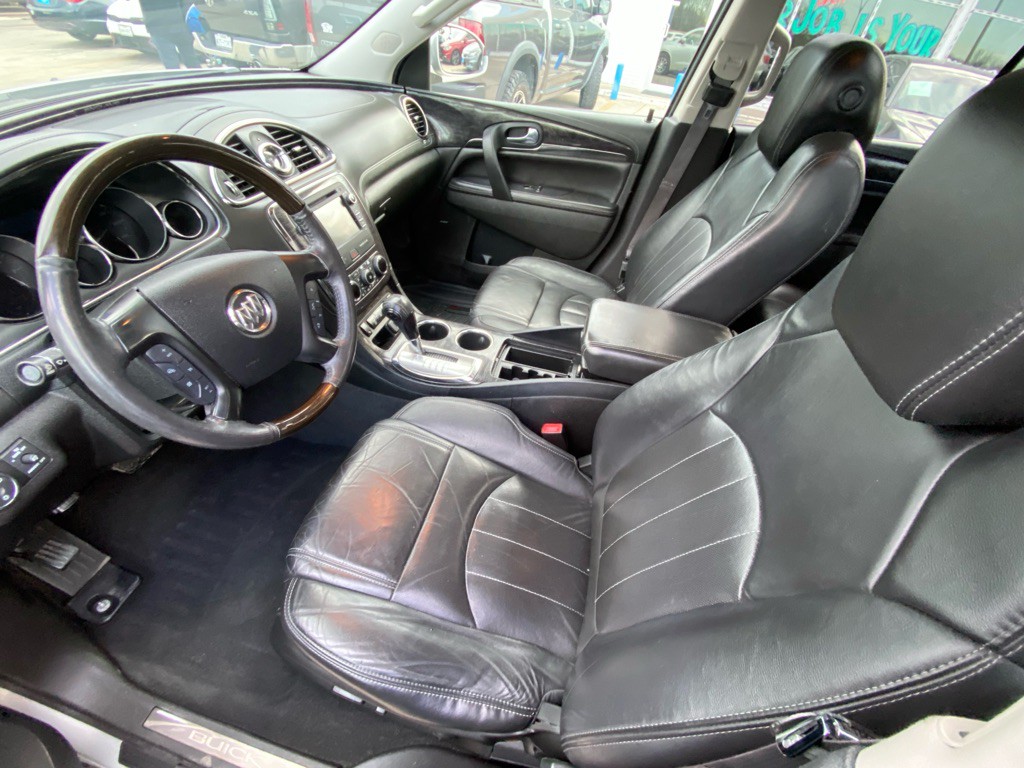 2015 Buick Enclave Image 4