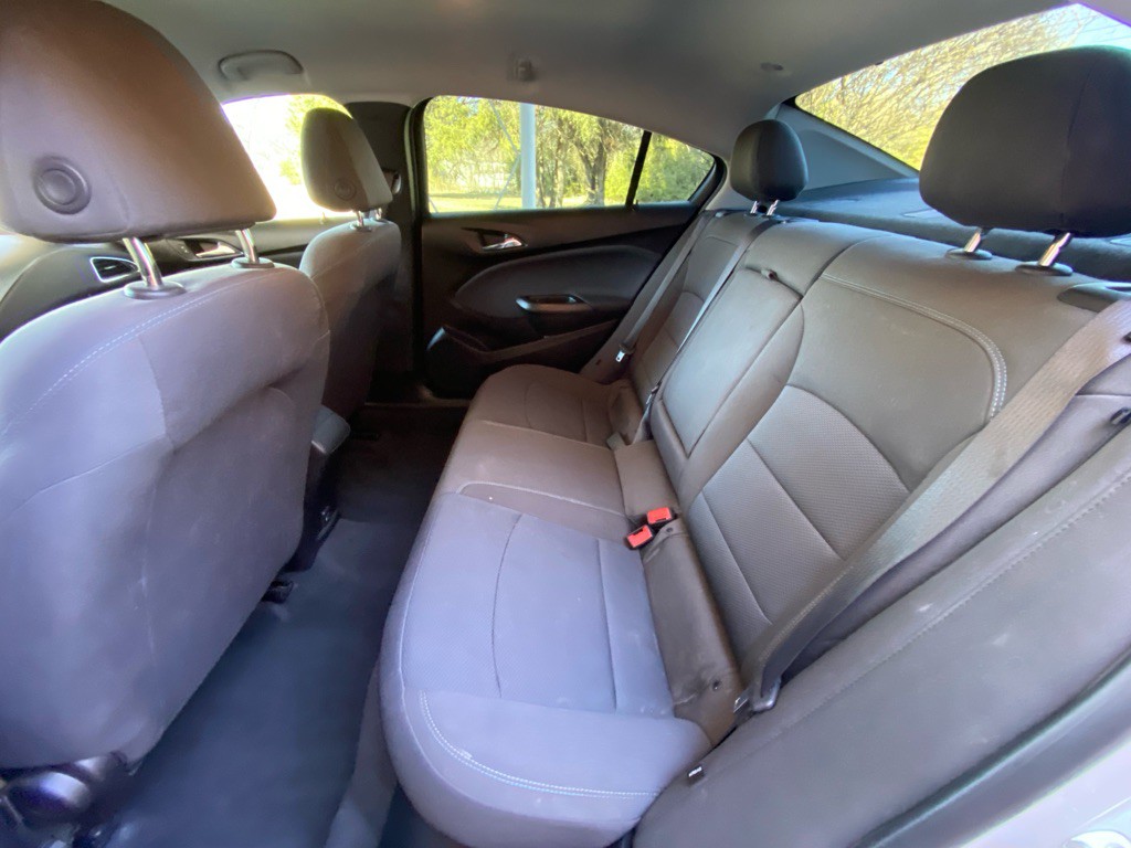 2019 Chevrolet Cruze Image 12