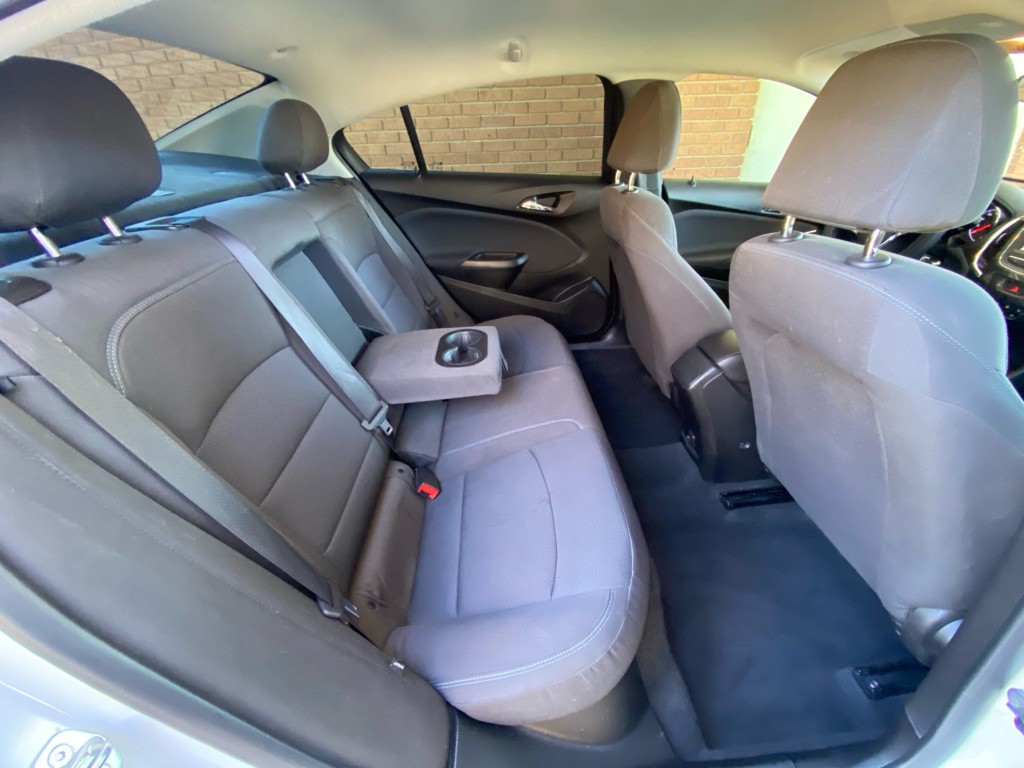 2019 Chevrolet Cruze Image 13