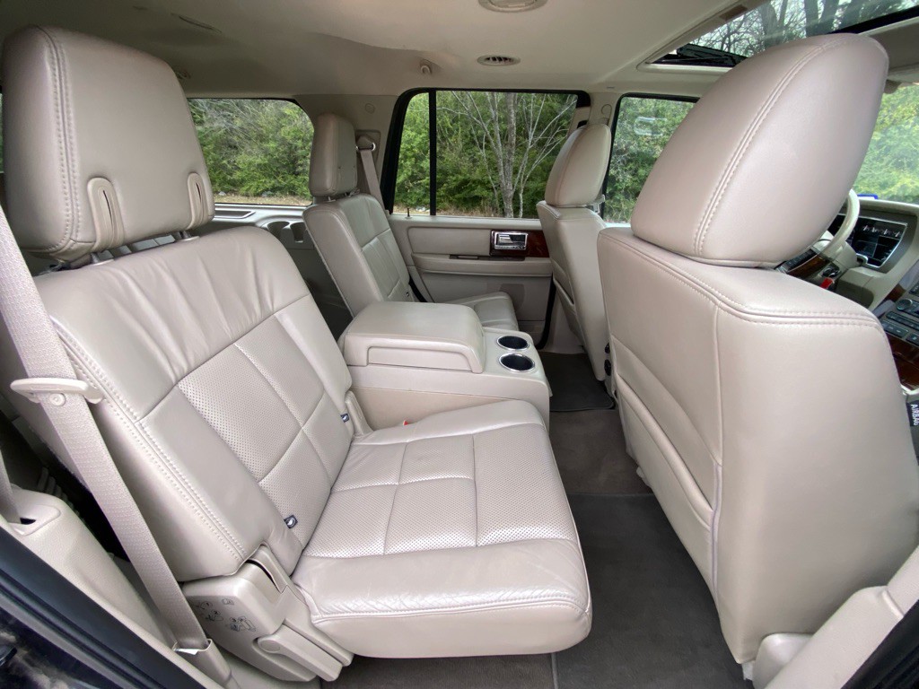 2012 Lincoln Navigator Image 14