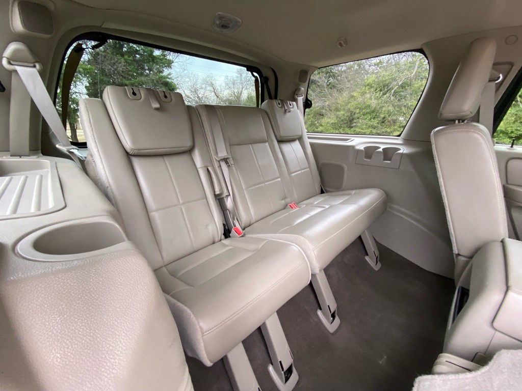 2012 Lincoln Navigator Image 15