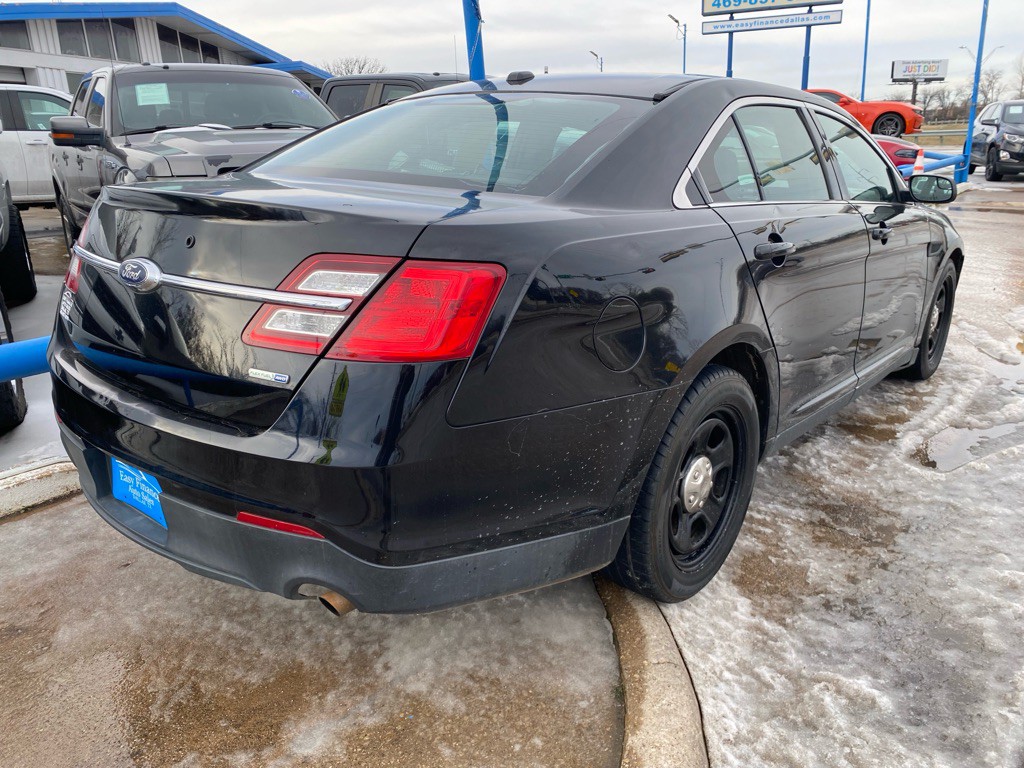2017 Ford Taurus Image 2