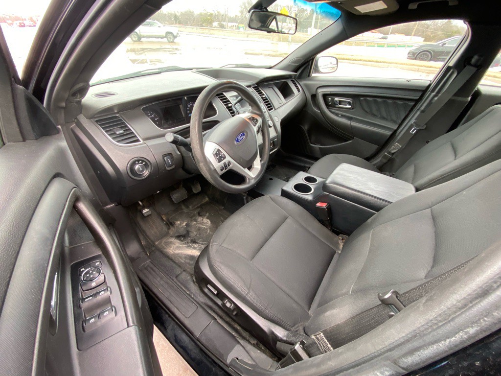 2017 Ford Taurus Image 3