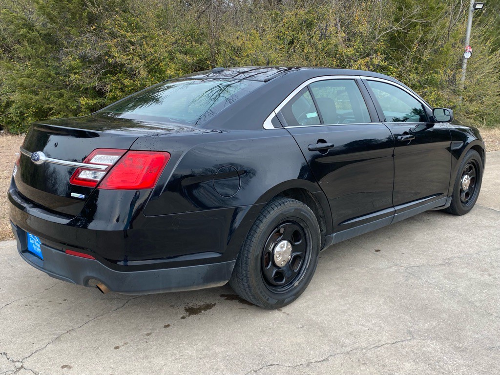 2017 Ford Taurus Image 4