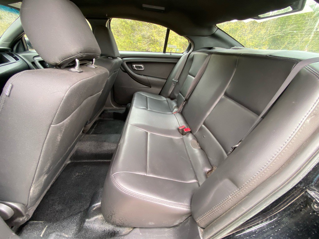 2017 Ford Taurus Image 10