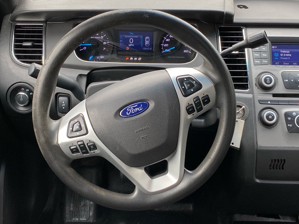 2017 Ford Taurus Image 14