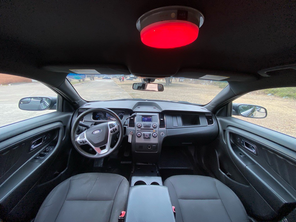 2017 Ford Taurus Image 20