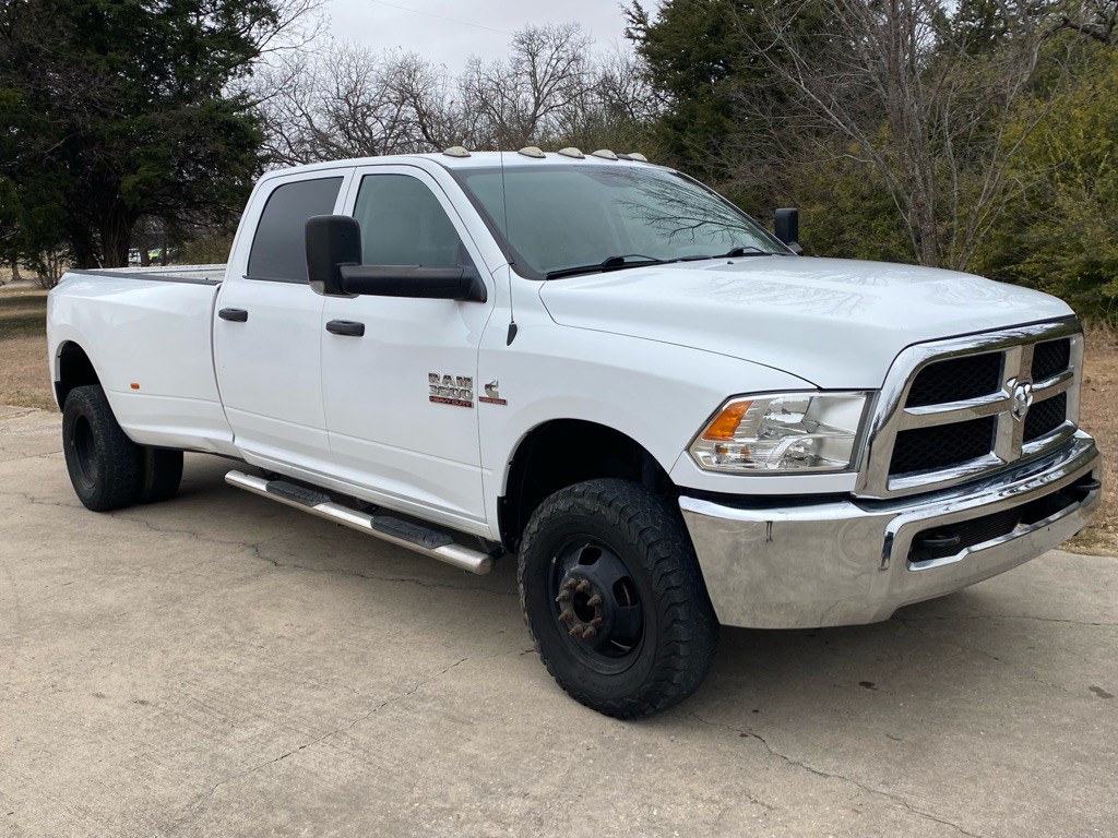 2018 RAM 3500 Image 1