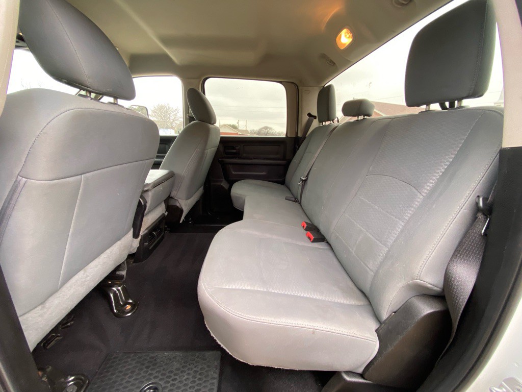 2018 RAM 3500 Image 11