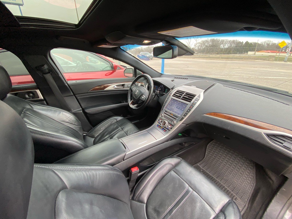 2019 Lincoln MKZ Image 3