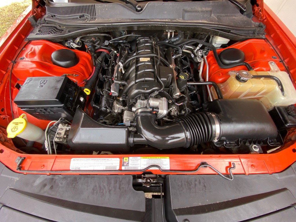 2010 Dodge Challenger Image 18