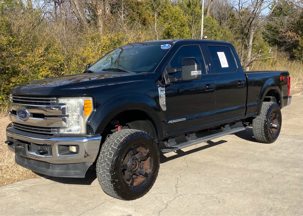 2017 Ford F-250 Image 1