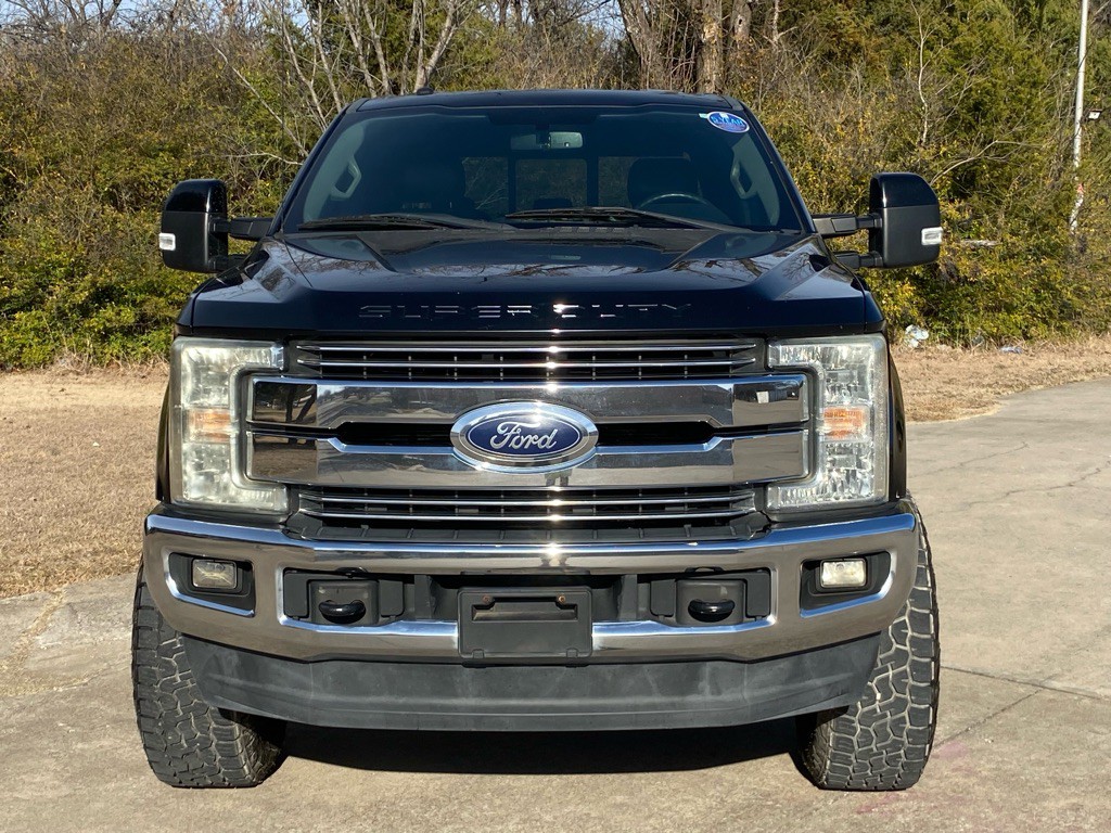 2017 Ford F-250 Image 2