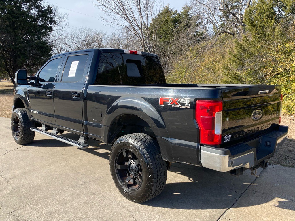 2017 Ford F-250 Image 4