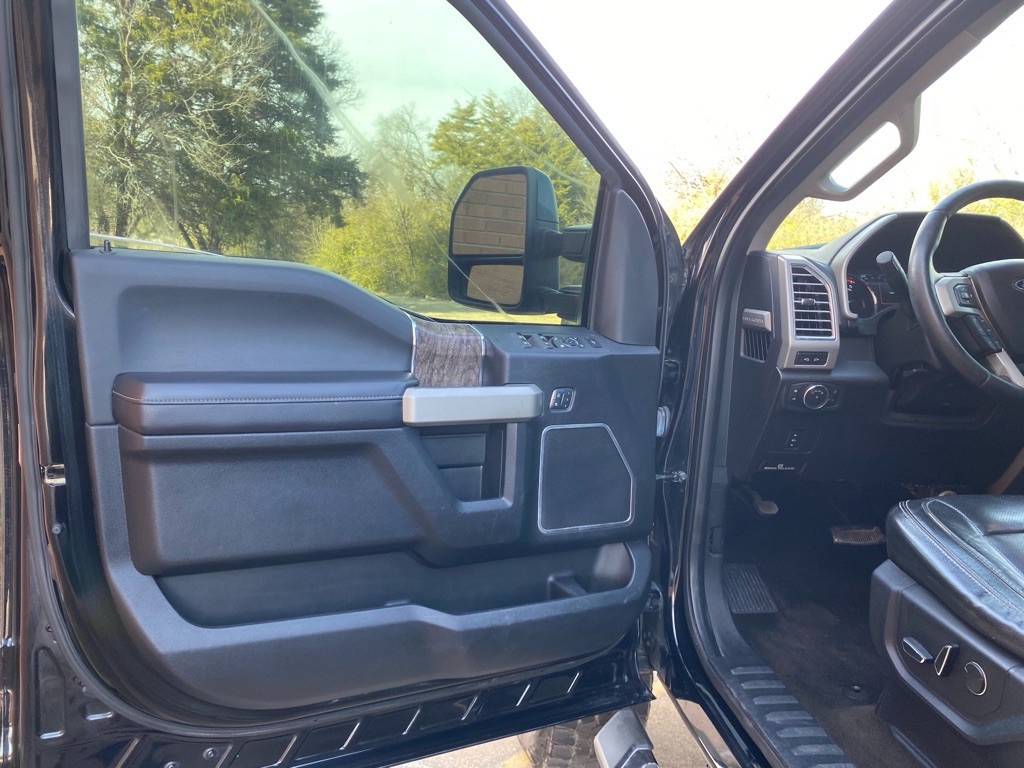 2017 Ford F-250 Image 7