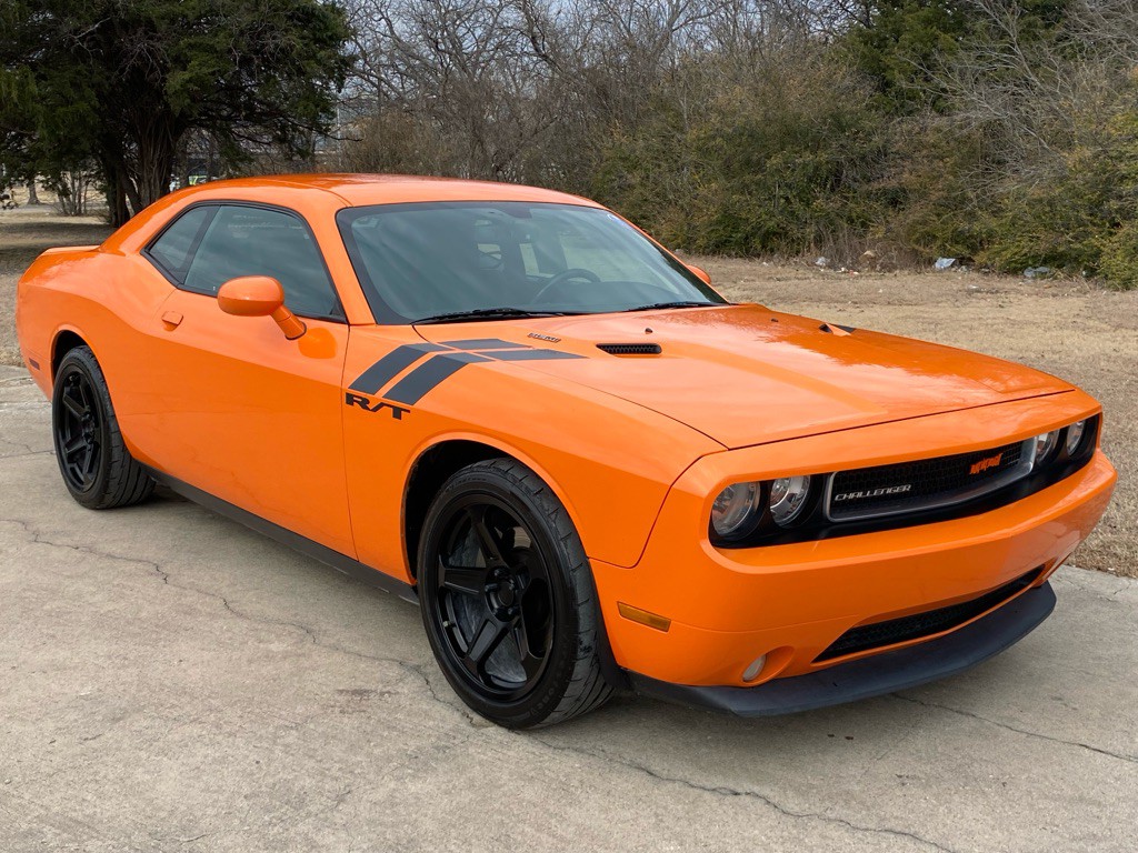 2014 Dodge Challenger Image 3