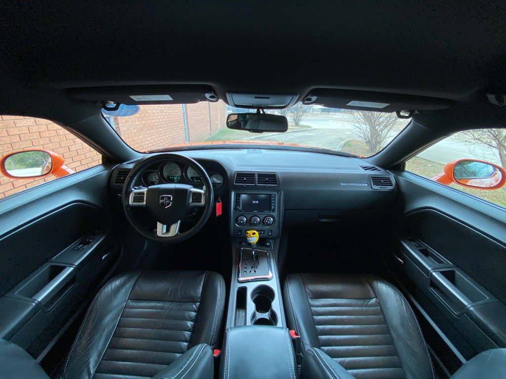 2014 Dodge Challenger Image 15
