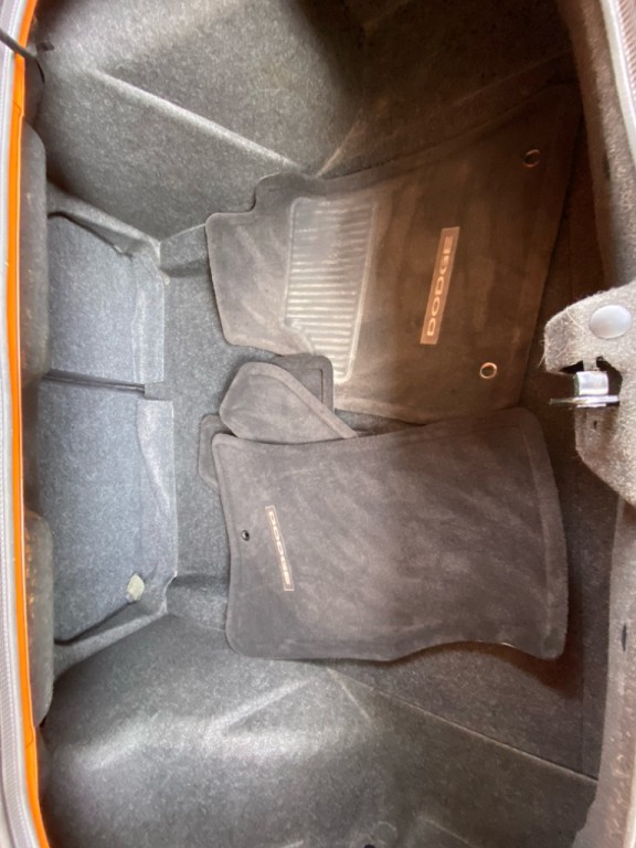 2014 Dodge Challenger Image 19