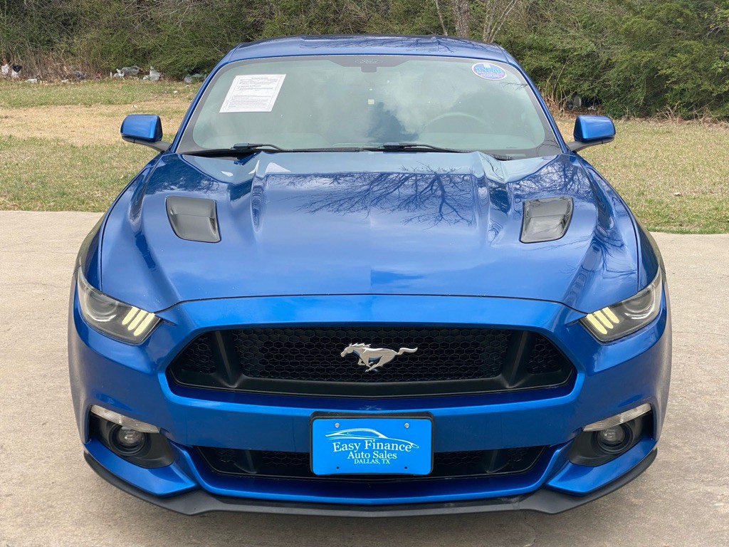 2017 Ford Mustang Image 2