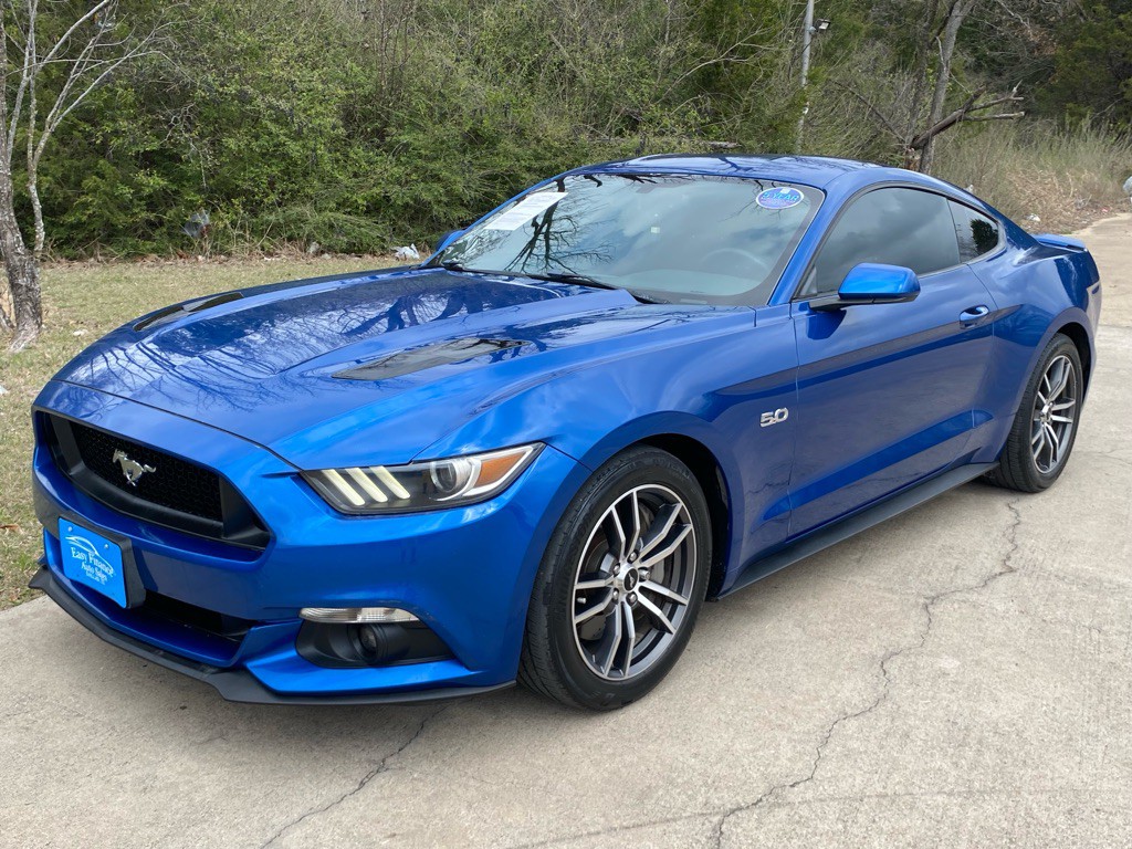 2017 Ford Mustang Image 3