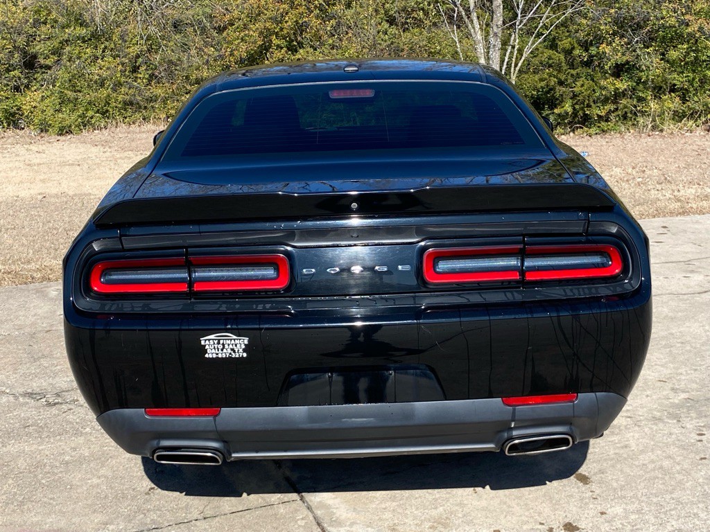 2019 Dodge Challenger Image 5