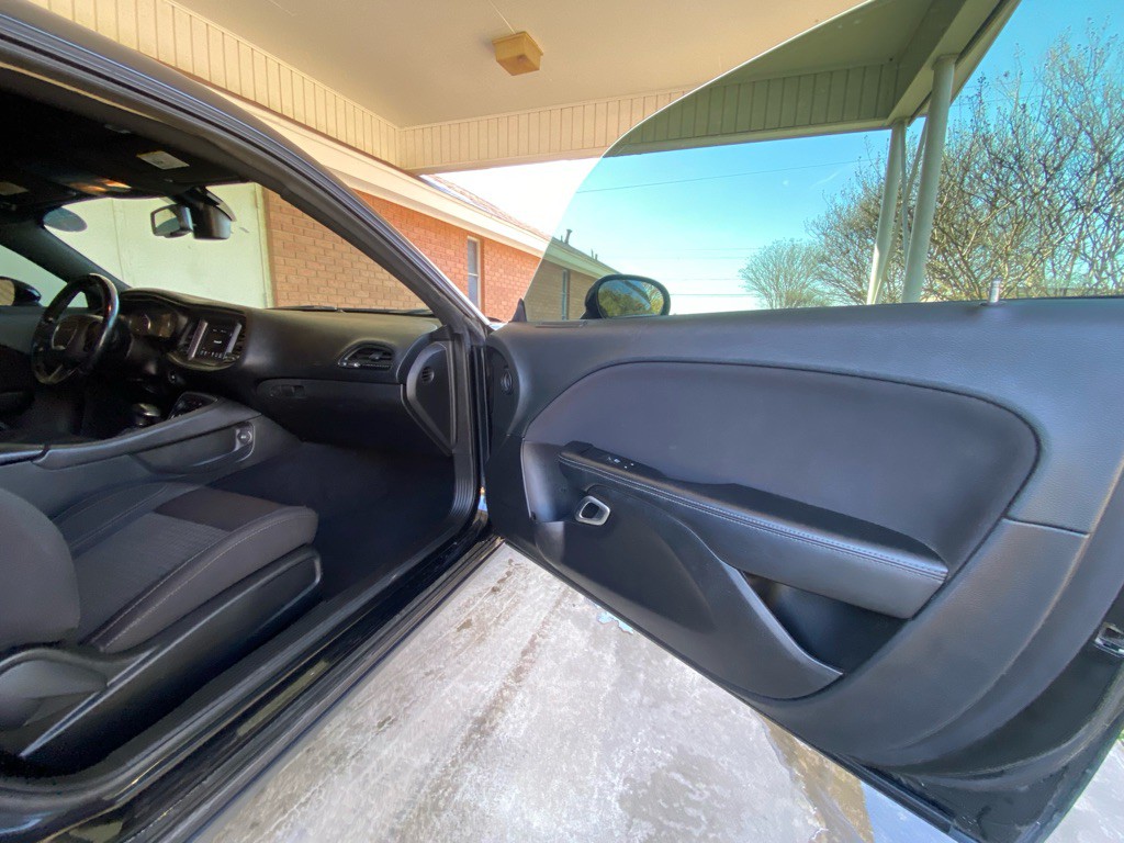 2019 Dodge Challenger Image 11