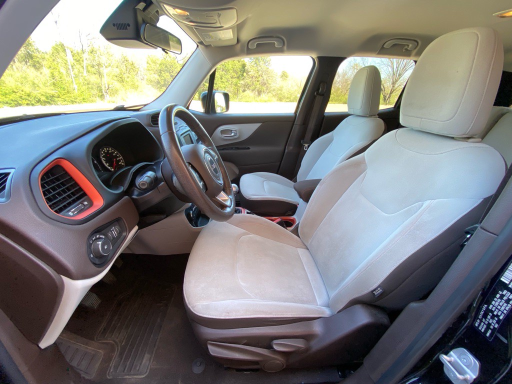 2017 Jeep Renegade Image 8