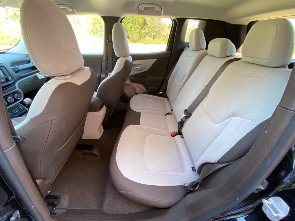 2017 Jeep Renegade Image 10