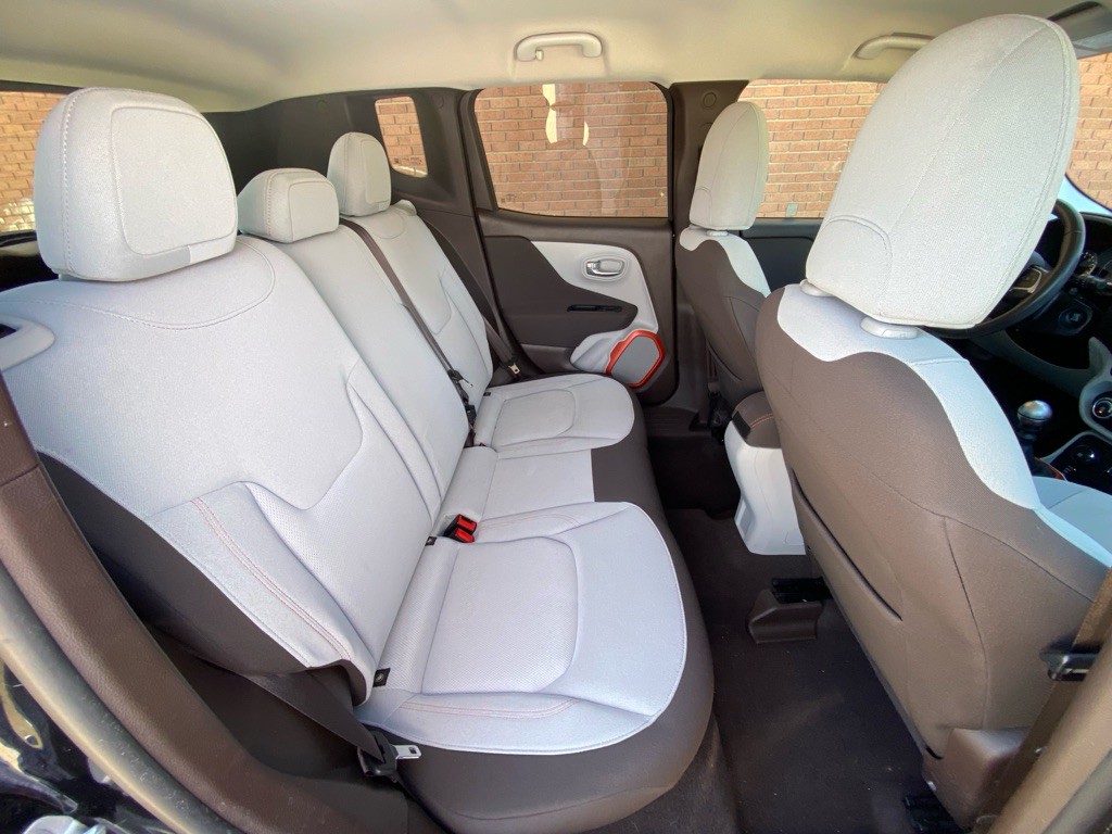 2017 Jeep Renegade Image 11