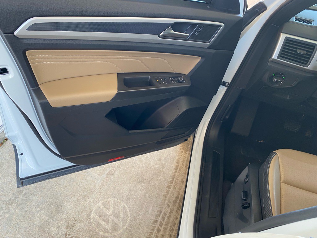 2022 Volkswagen Atlas Image 8