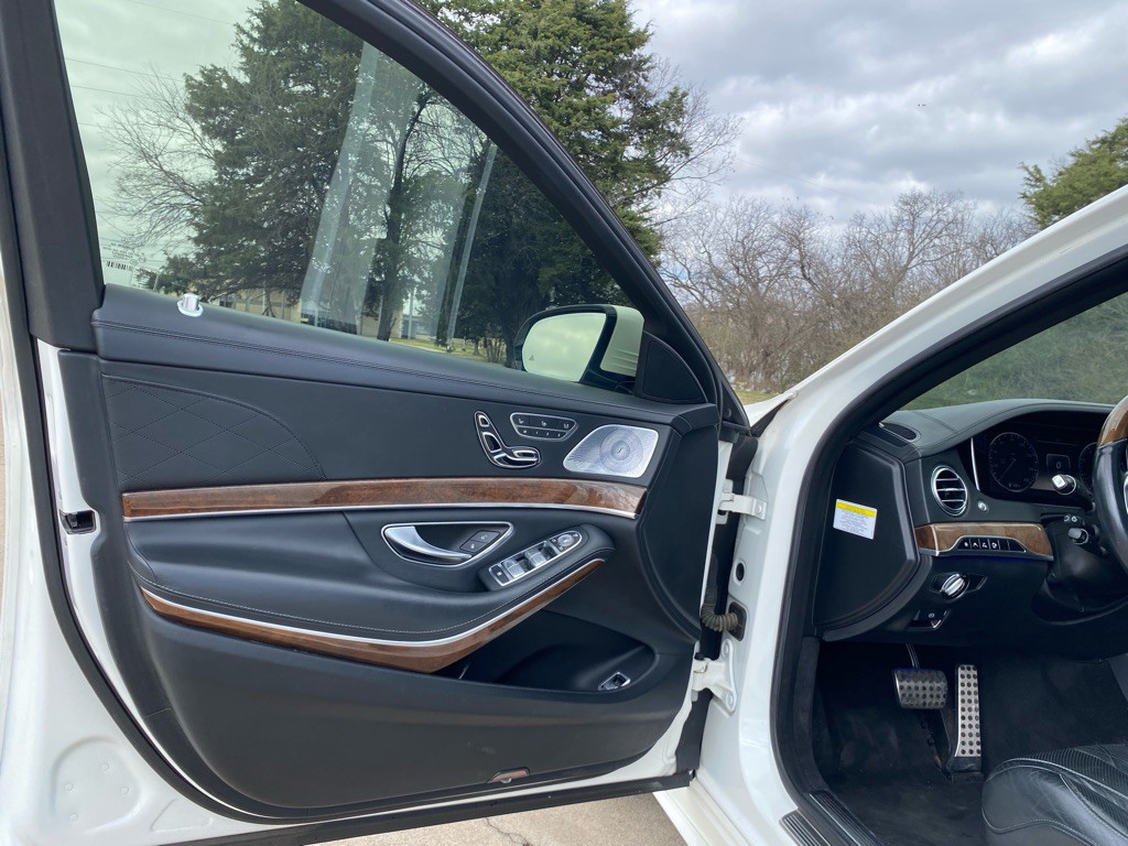 2014 Mercedes-Benz S-Class Image 8