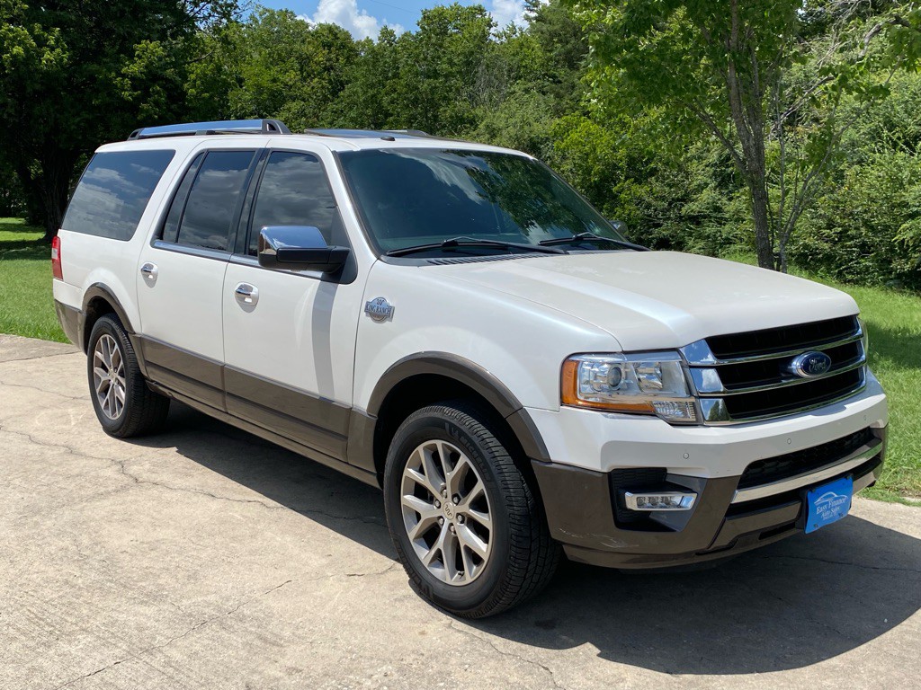 2017 Ford Expedition Image 3