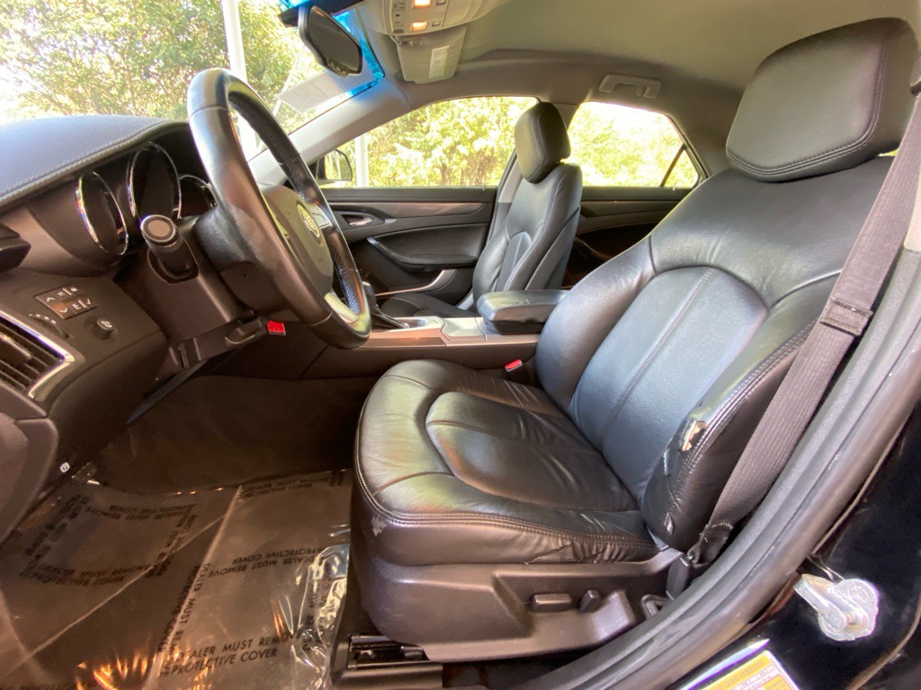 2011 Cadillac CTS Image 8