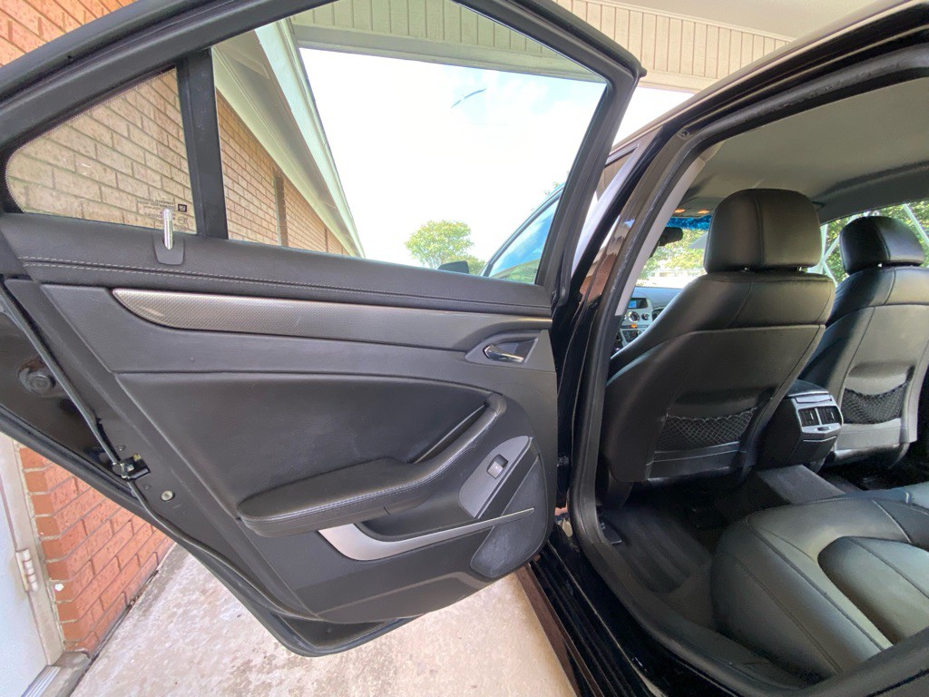 2011 Cadillac CTS Image 10