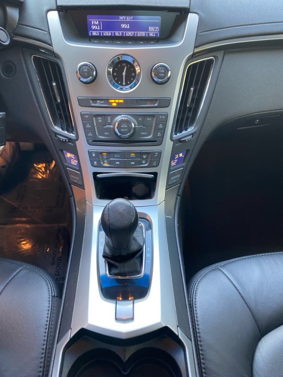2011 Cadillac CTS Image 17