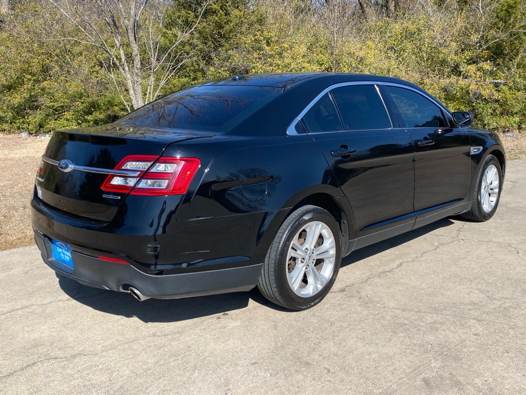 2016 Ford Taurus Image 6