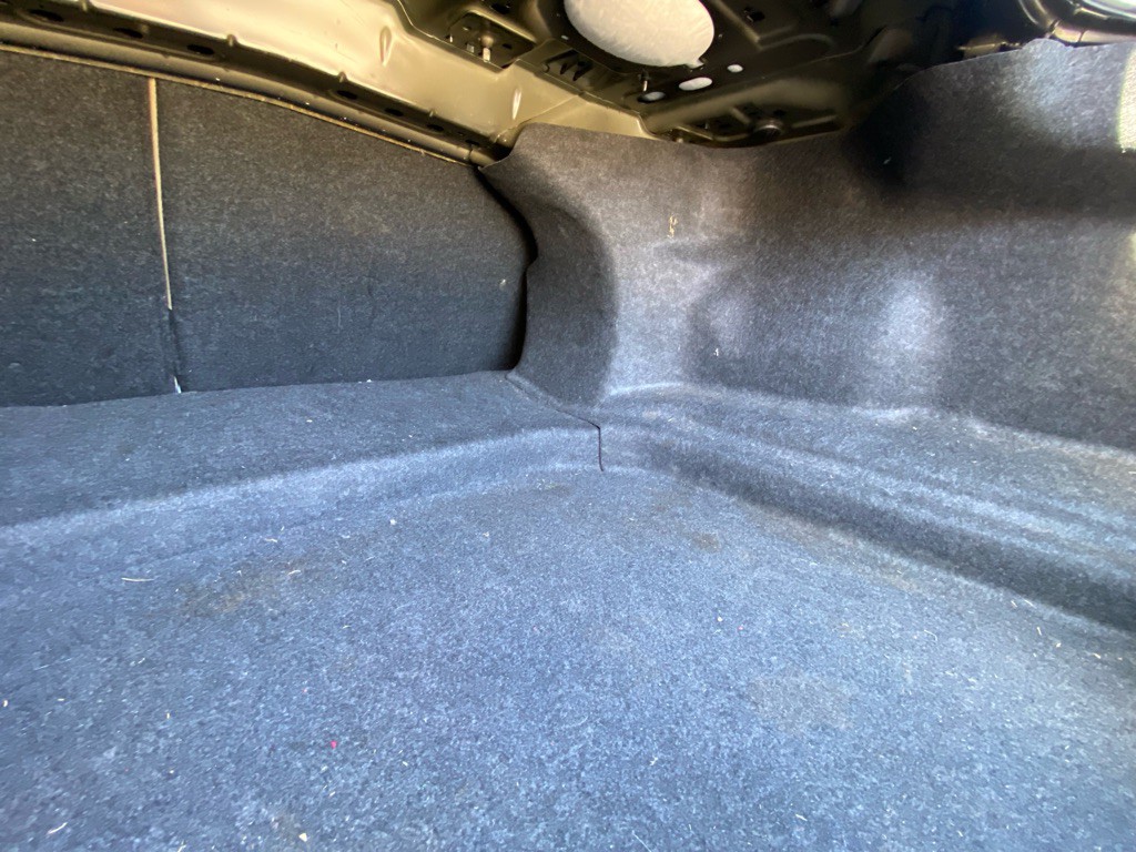 2016 Ford Taurus Image 16