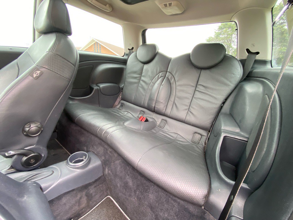 2003 MINI Cooper Image 10