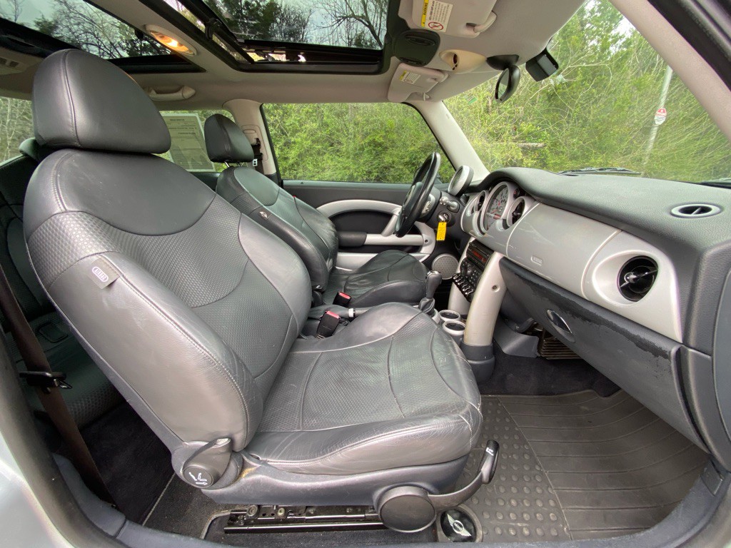 2003 MINI Cooper Image 13