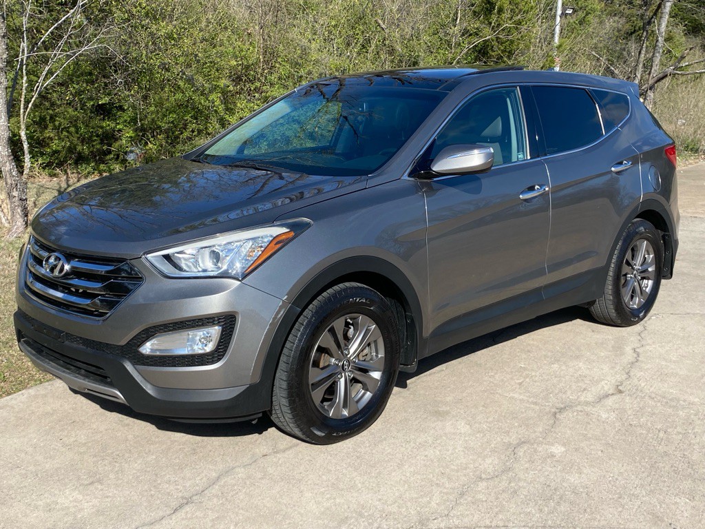 2013 Hyundai Santa Fe Image 1