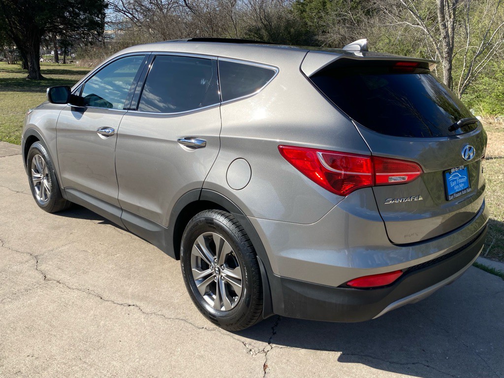 2013 Hyundai Santa Fe Image 4