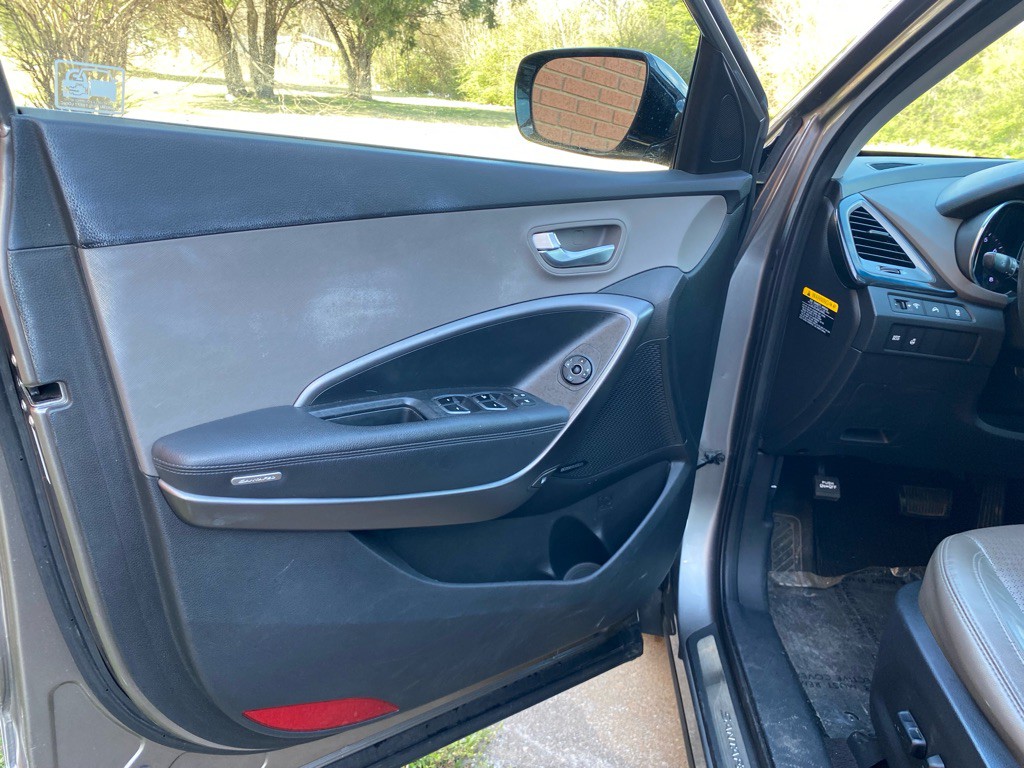 2013 Hyundai Santa Fe Image 6