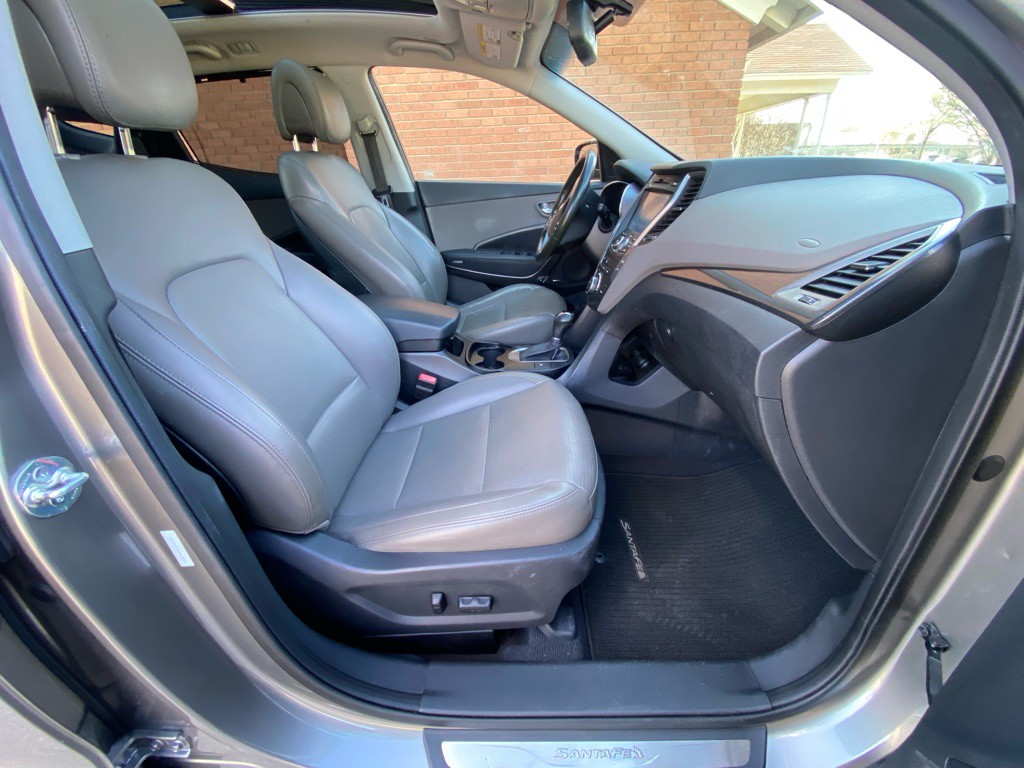 2013 Hyundai Santa Fe Image 13